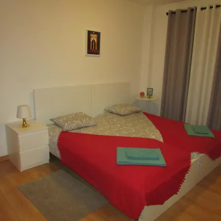 Nocleg ze śniadaniem Casa Europa *